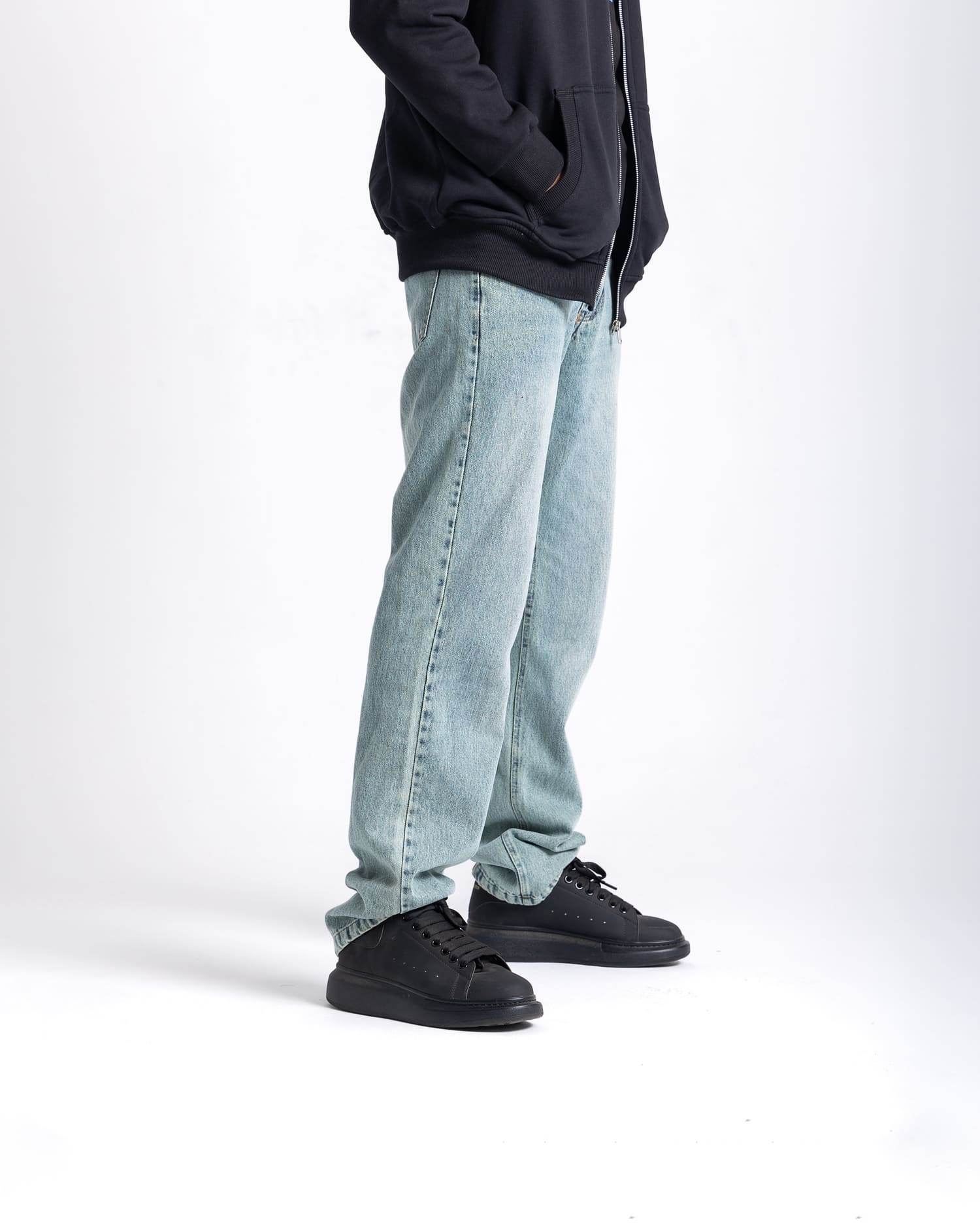 Light-Wash Jeans - FAIR & SQUARE