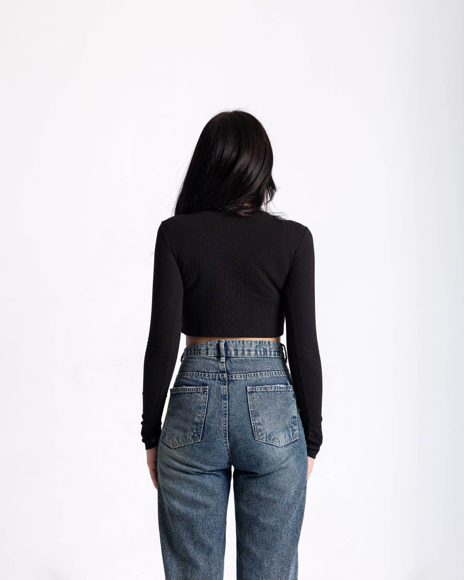 Thumbhole Long Sleeve Crop Top - FAIR & SQUARE