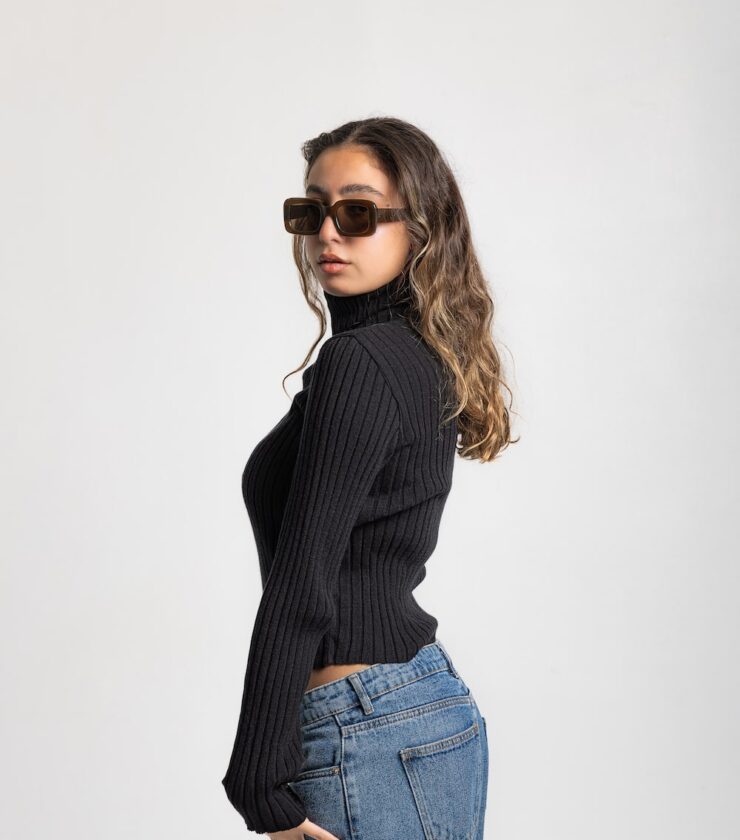 Long Sleeve Cropped Turtleneck